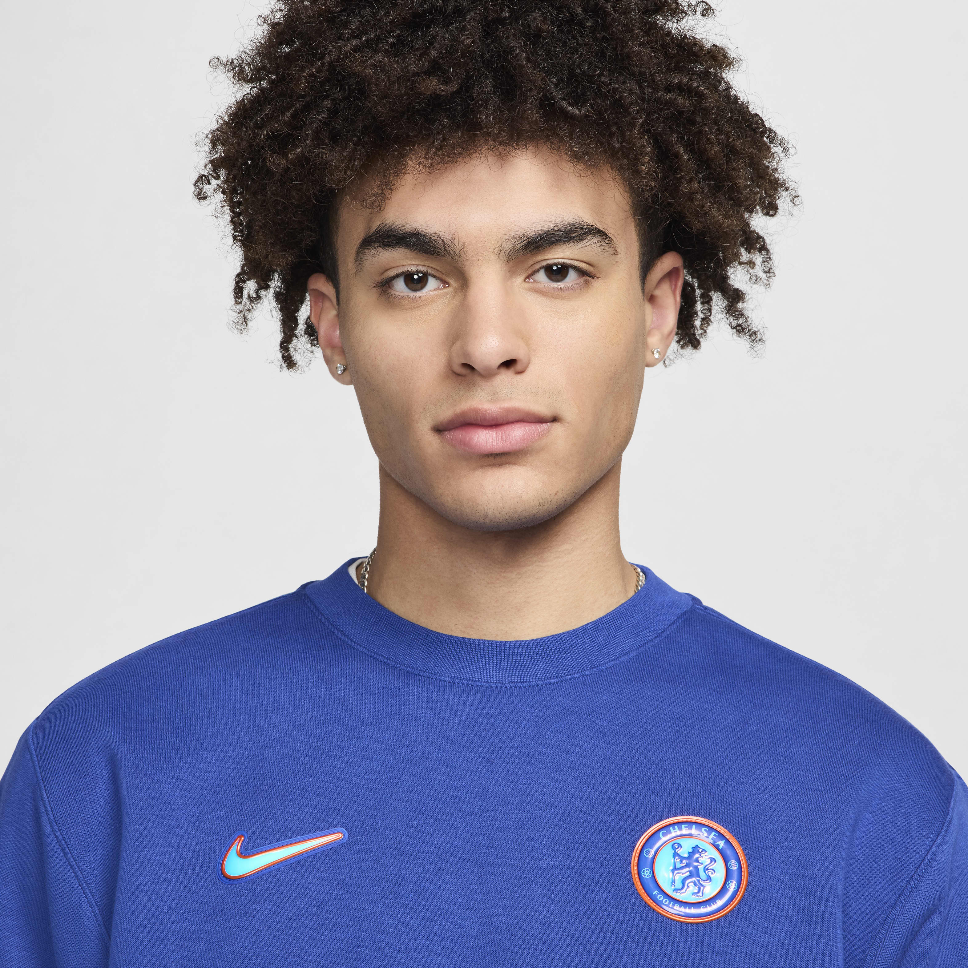 Nike Chelsea F.C. Club Men's Nike Football Crew-Neck